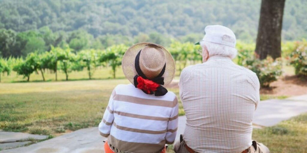 7 Helpful Prayers For Elderly Parents